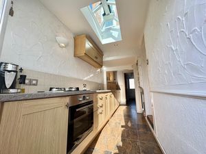 Photo 16- click for photo gallery